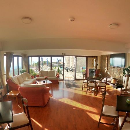 Hotel Isaraiko Spiti Agia Theodora Isaris Zewnętrze zdjęcie