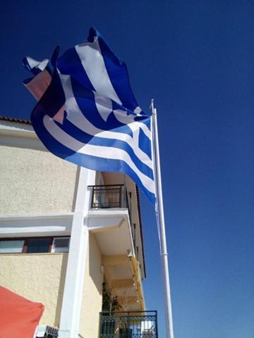Hotel Isaraiko Spiti Agia Theodora Isaris Zewnętrze zdjęcie